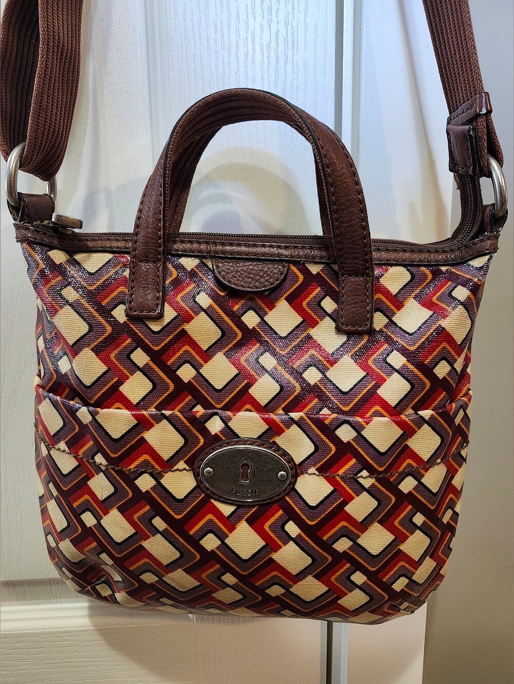 Vtg Fossil Key-Per Coated Canvas Crossbody Bag.